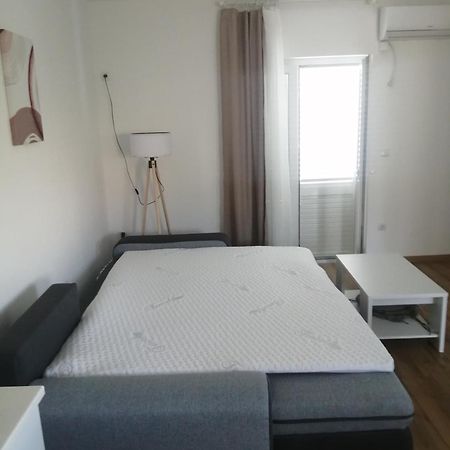 Apartment Rab Town Exterior foto